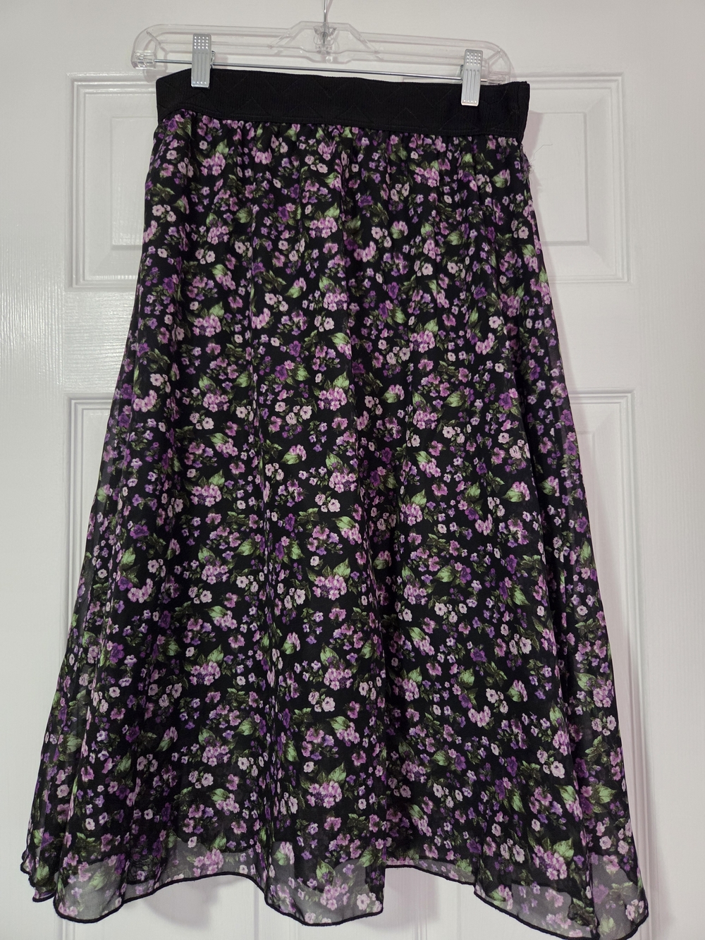 LuLaRoe Lola Skirt Small multi-colored, lined, Floral Print Purple